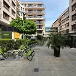 Apartment - Easy Access & Parking *
