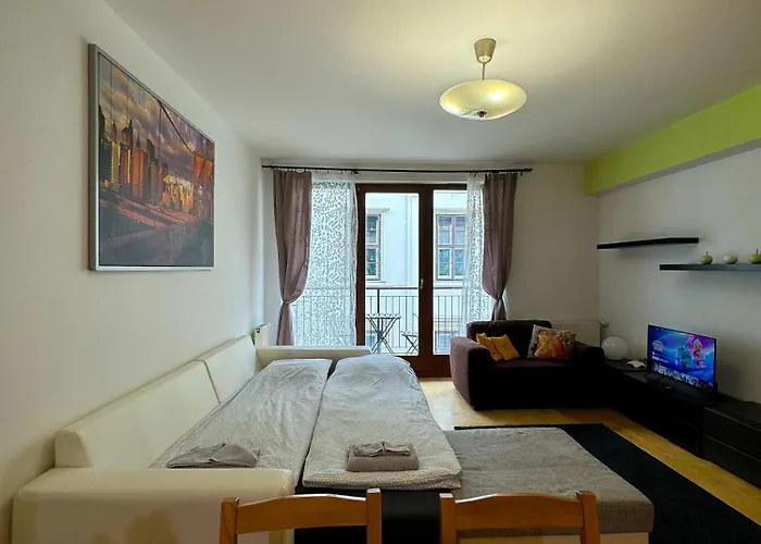 Apartament Midtown Easy Check-in & Parking