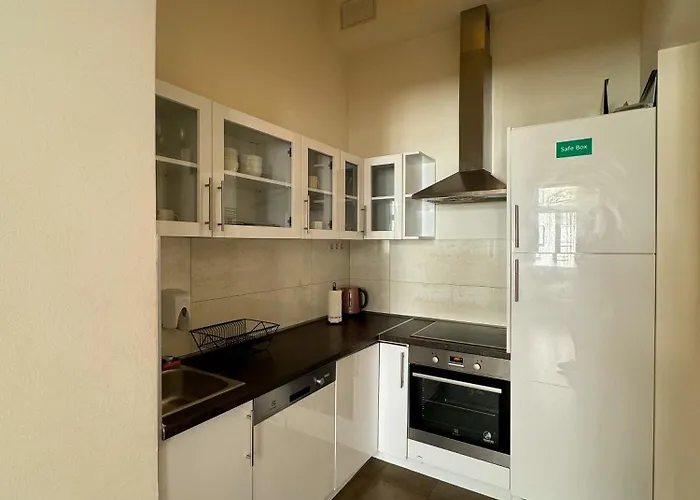 Apartament Midtown Easy Check-in & Parking