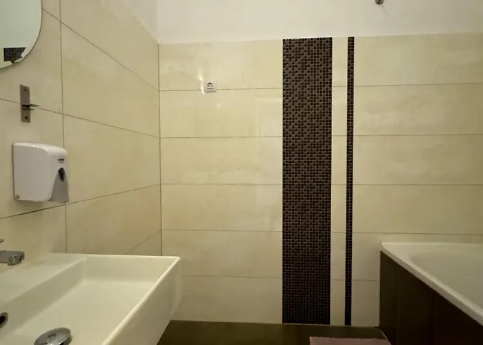 Midtown Easy Check-in & Parking Budapesta